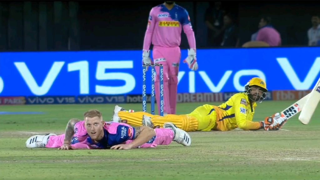 Jadeja laying on ground IPL