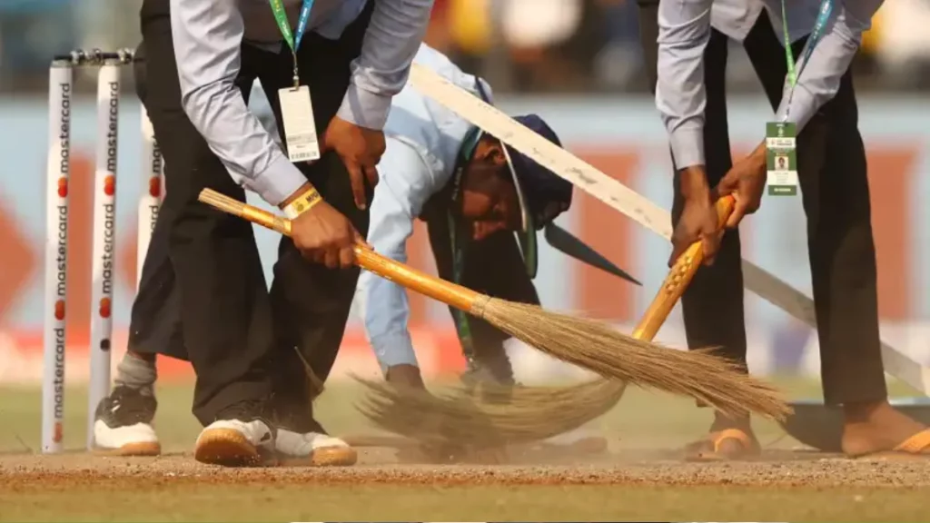 aakash chopra on rank turner pitch