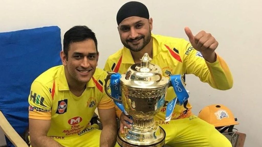 MS Dhoni Harbhajan Singh