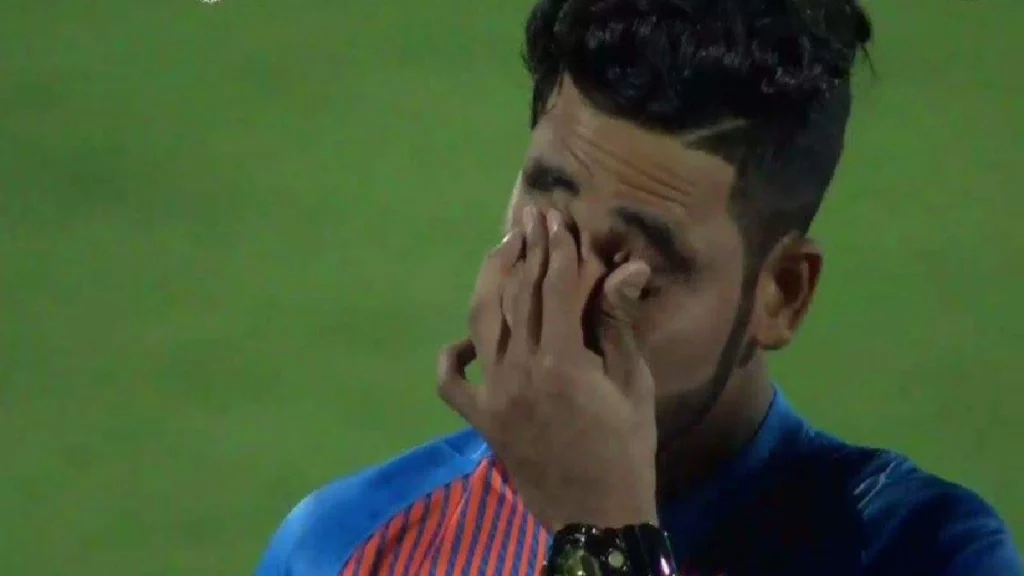 Mohammed Siraj Crying