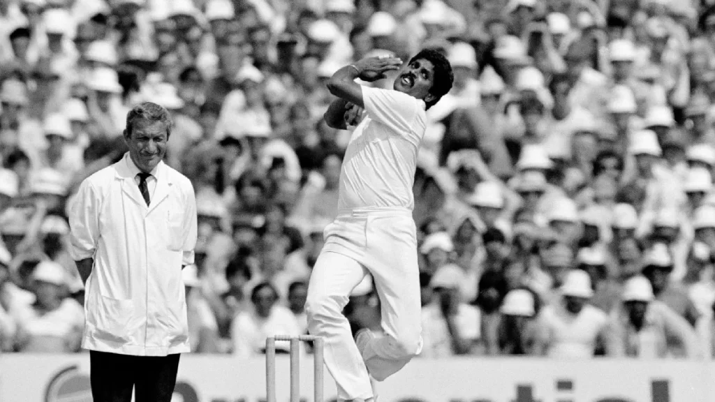 Kapil Dev in 1983 world cup bowling 