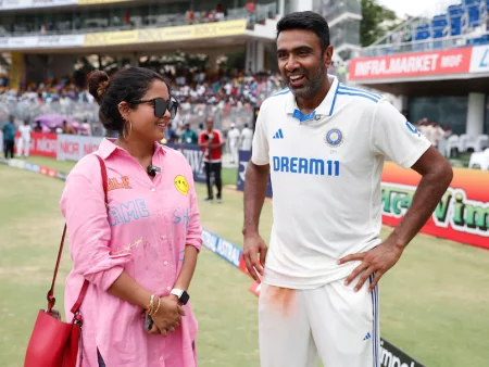 Ashwin and Family Teases Each Other at Chepauk